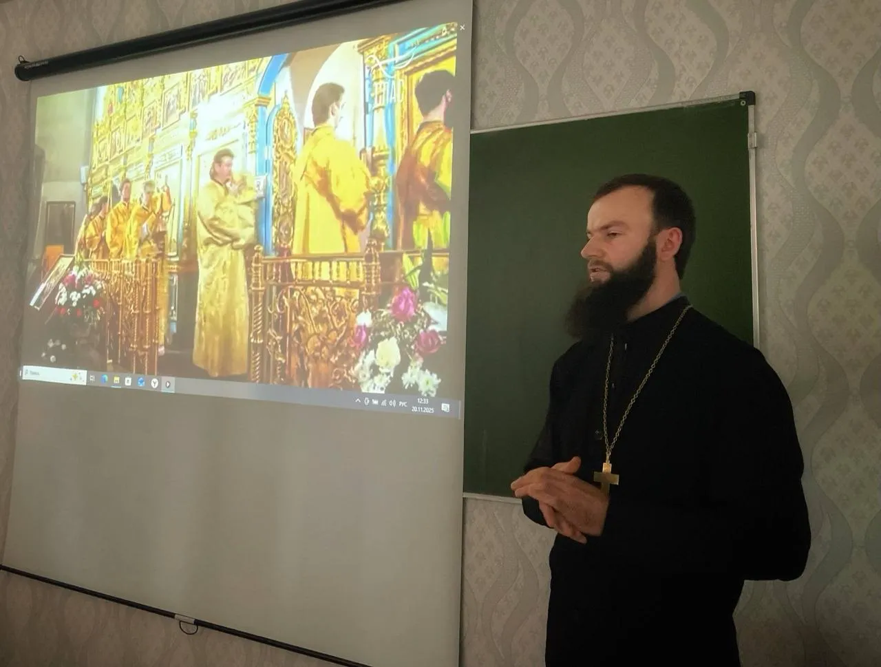 В преддверии праздника Собора Архистратига Михаила и прочих Небесных Сил бесплотных